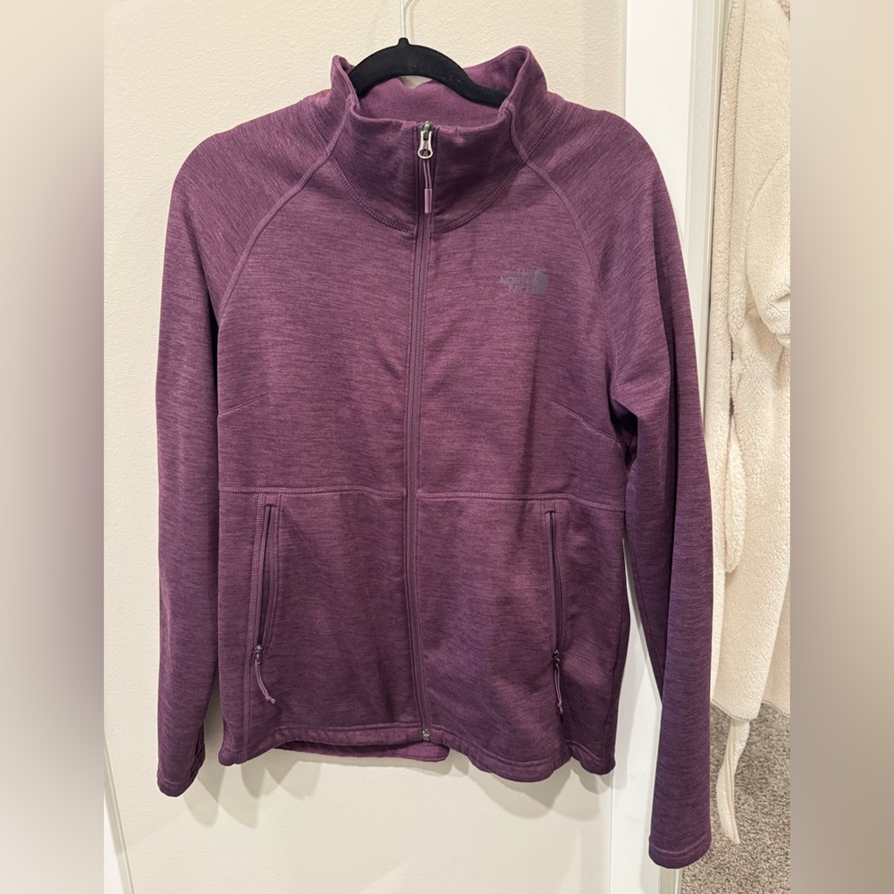 The North Face women’s zip up fleece